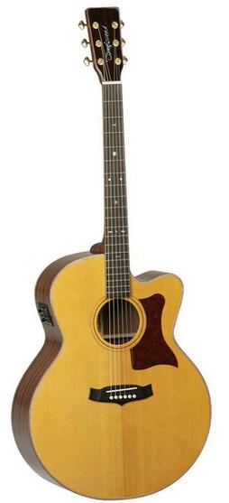 Debuter la guitare avec une folk jumbo