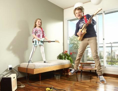 Trouver des élèves pour des cours de guitare Avant de donner un cours de guitare, il faut bien être contacté par des élèves.